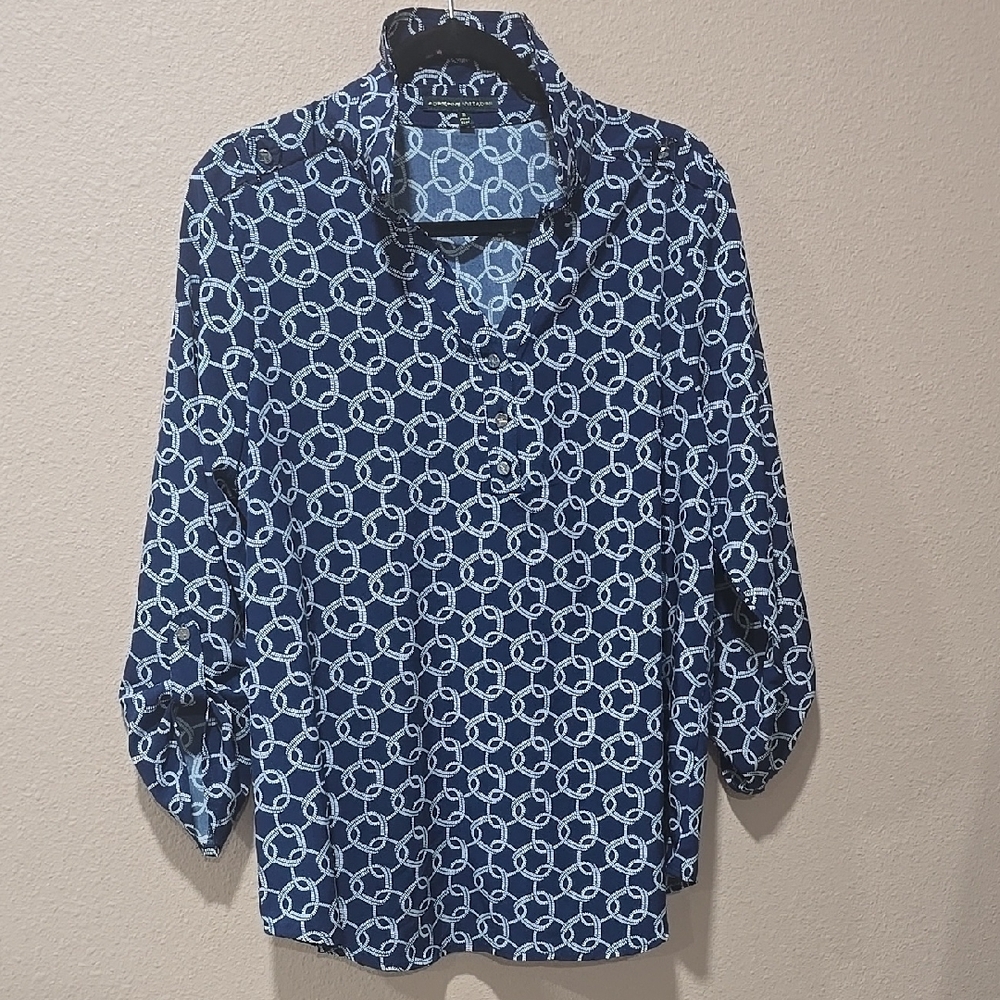 Chic Blue and White Blouse with Elegant Design